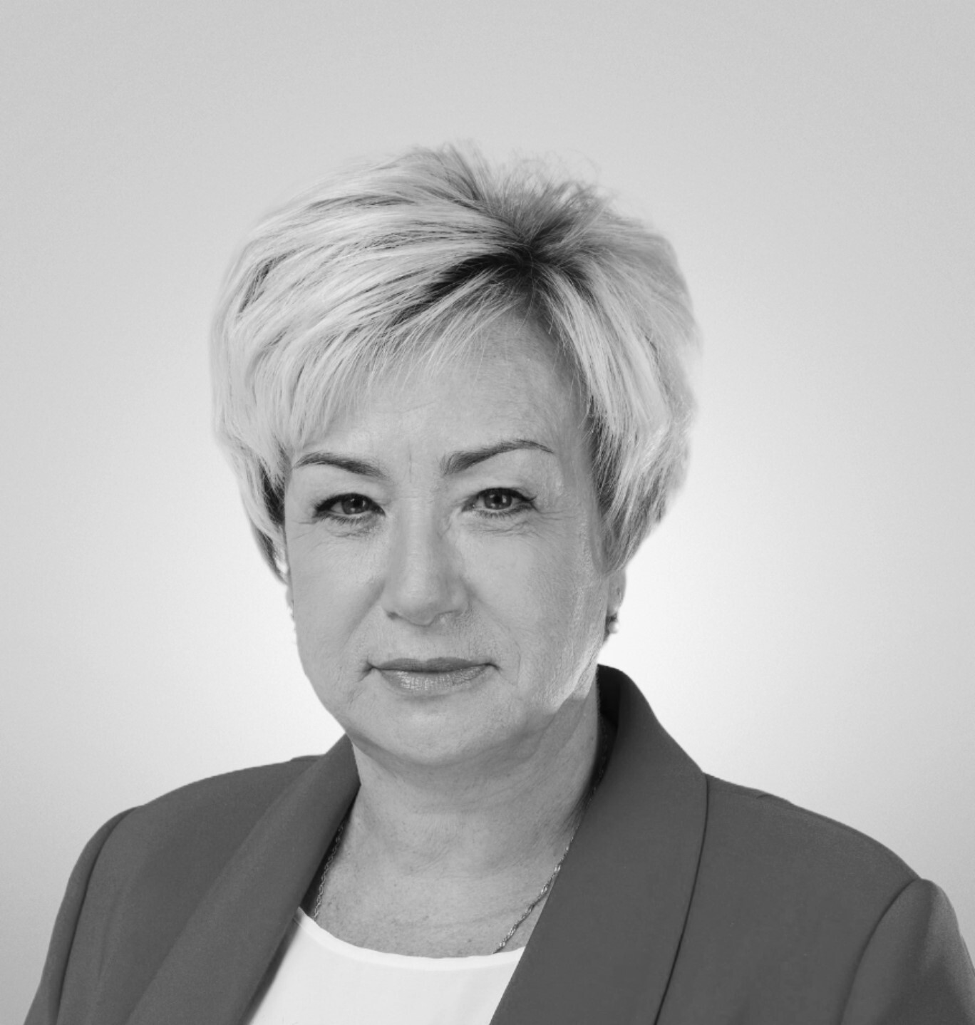 ПЕТЕЛЯЕВА Ирина Владимировна